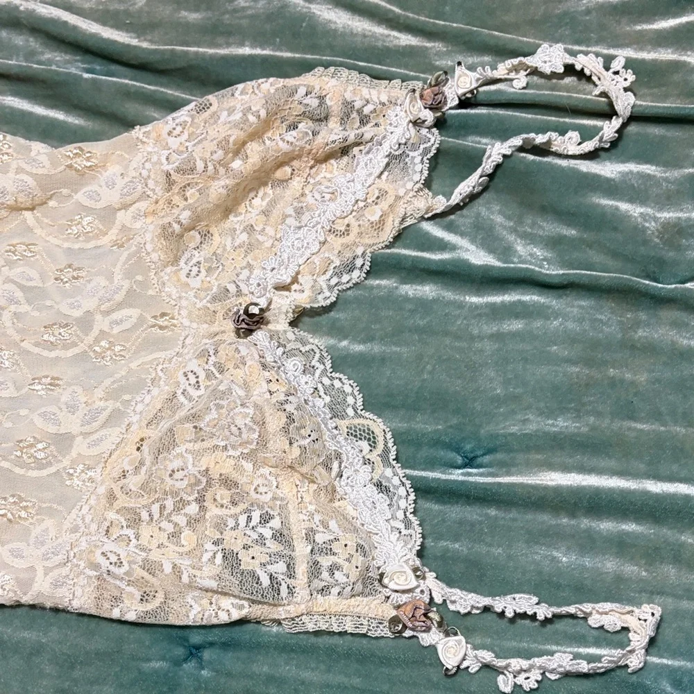 Vintage ivory lace nightgown by Claire Pettibone • Size XS • Pre-owned - Picture 4 of 8
